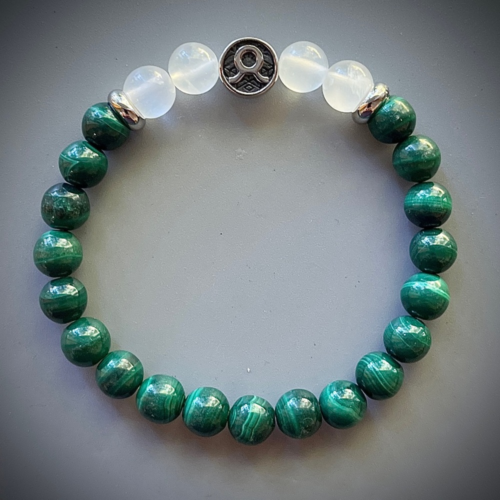 Taurus ♉️ Zodiac Energizing Spirit Strengthening Handcrafted Bead Bracelet - Picture 1 of 6